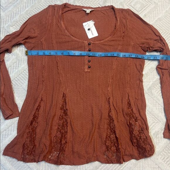 LUCKY BRAND - Lace Godet Swing Henley - Picture 8 of 9